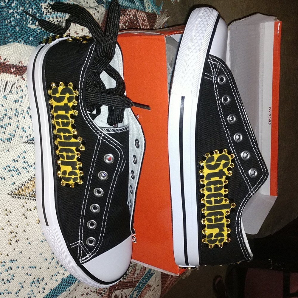 COMPASS BRAND NFL PITTSBURGH STEELERS BLING SHOES